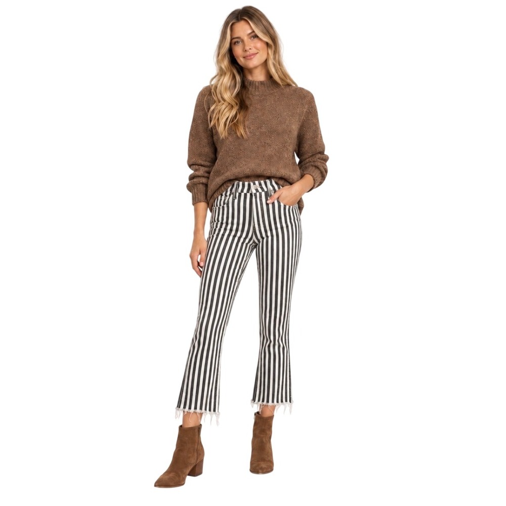 PAIGE Atley Ankle Flare Jeans Cove Stripe Raw Hem High Rise Size 29 W6477 DNM208